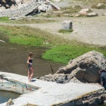 Aux « Sutro Baths », une fille qui se faisait prendre en photo en lingerie, probablement pour faire un book.