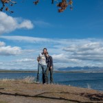 Laetitia et Matthieu devant le lac de Yellowstone.