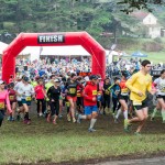Départ de la 4ème vague, avec Laetitia en legging noir et blouson rose (et sans casquette).